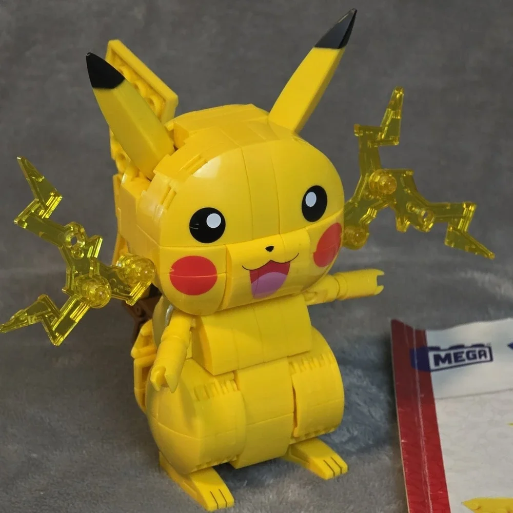Mega Pokémon Build & Show Pikachu‎ Building Set Toy No Box